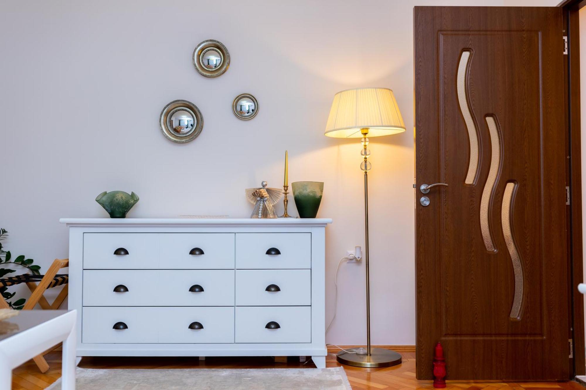 Apartament Octavia Hunedoara Ngoại thất bức ảnh